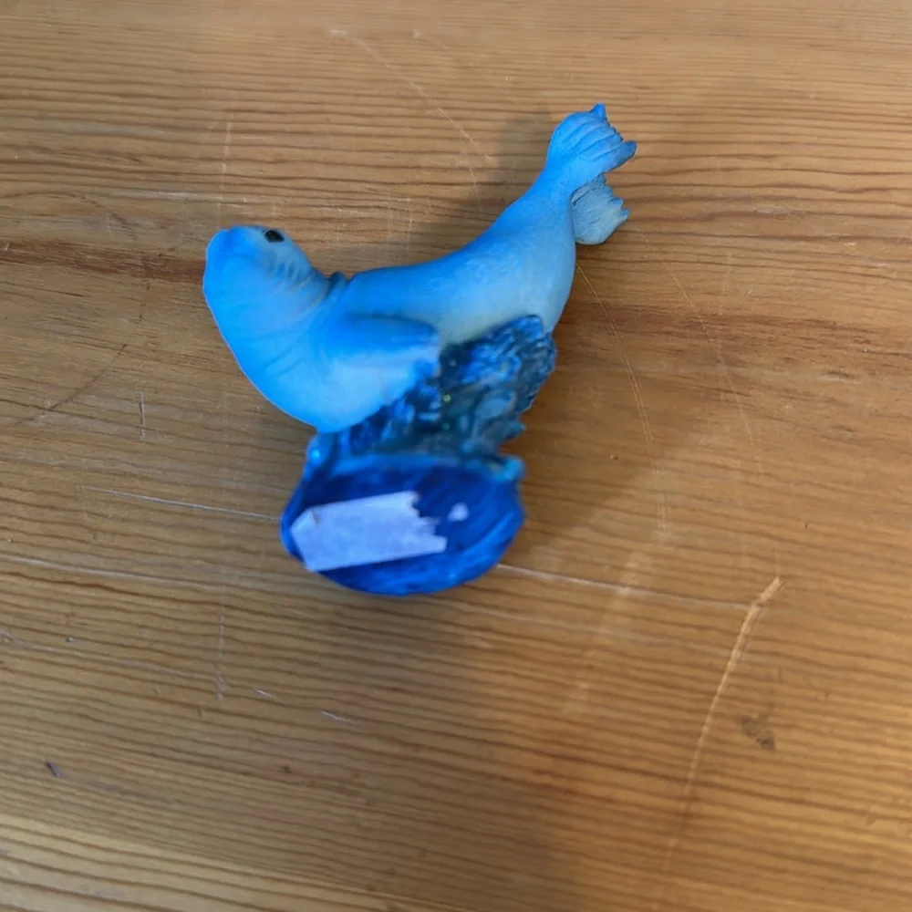 Blue Seal Figurine - Picture 5 of 6